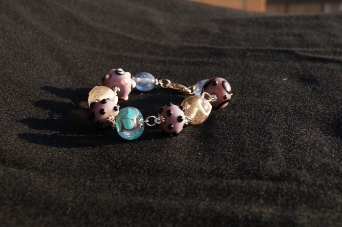 braccialetto lampwork rosa violetto 1